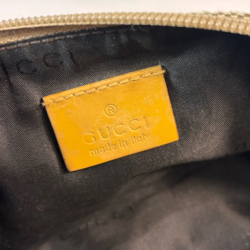 Super cute Gucci mini Pochette - Picture 10 of 13
